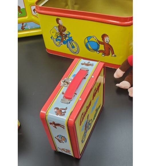 Vintage 1990's Curious George 5 piece Collector's Tin, PRE-OWNED - Picture 2 of 13